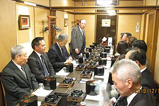 懇親会