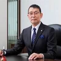 常務理事　迫幸治